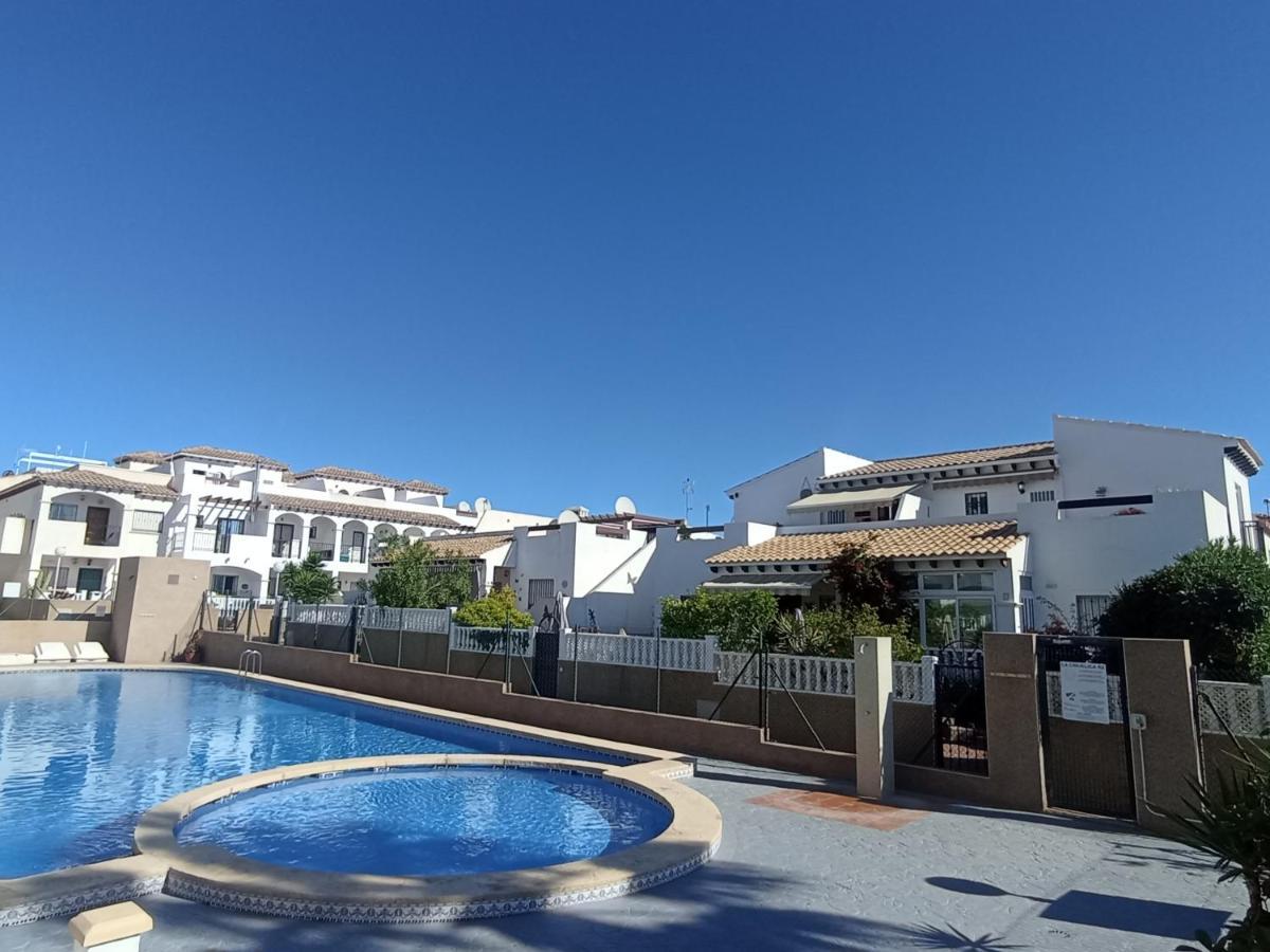 Spectacular Apartment In Punta Prima Alicante Exterior foto
